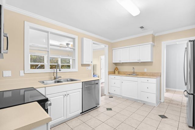 3676 Spruce Dr., Myrtle Beach, SC 29577