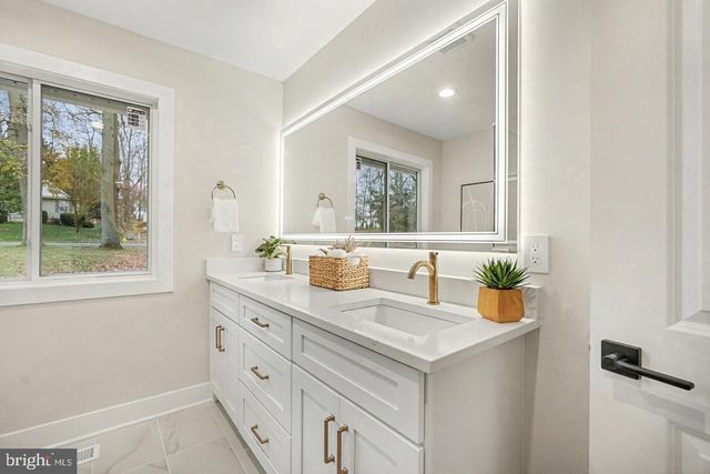 4 POPLAR GROVE AVE, Aberdeen, MD 21001