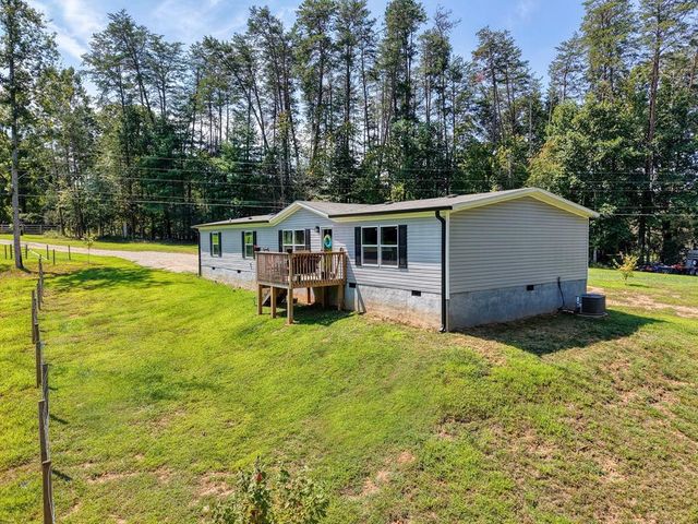 9656 Phillips Road, Young Harris, GA 30582