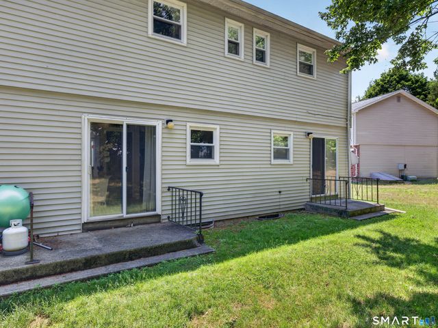 96 Canterbury Road B, Plainfield, CT 06374