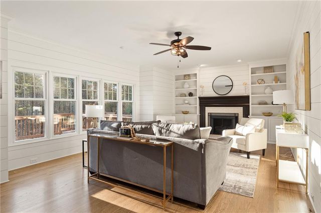 210 Tynebrae Place, Roswell, GA 30075