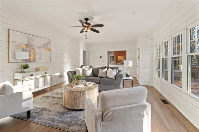 210 Tynebrae Place, Roswell, GA 30075