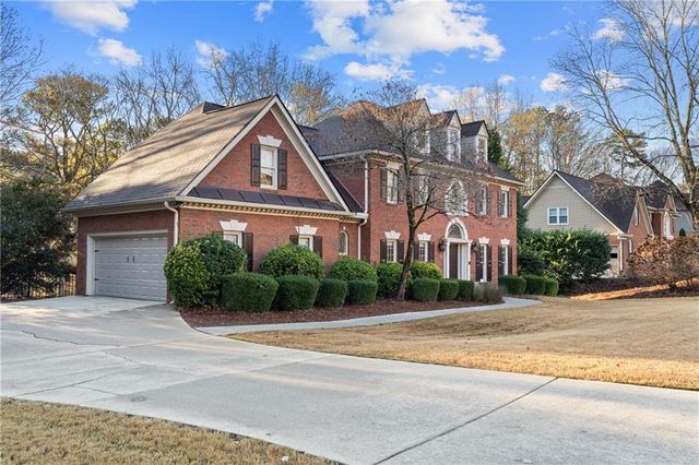 210 Tynebrae Place, Roswell, GA 30075