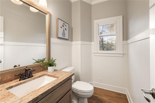 210 Tynebrae Place, Roswell, GA 30075