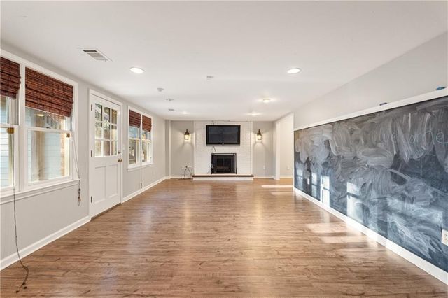 210 Tynebrae Place, Roswell, GA 30075