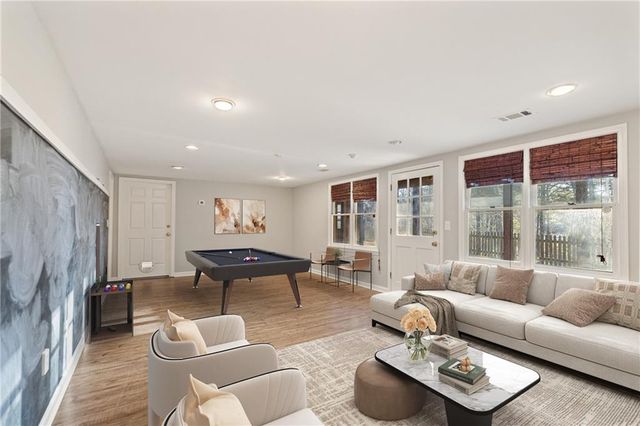 210 Tynebrae Place, Roswell, GA 30075