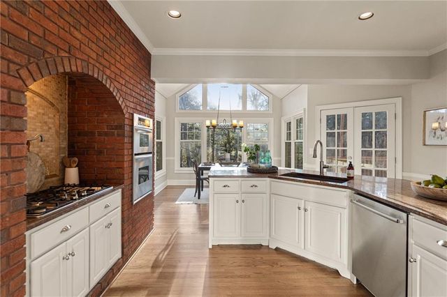 210 Tynebrae Place, Roswell, GA 30075