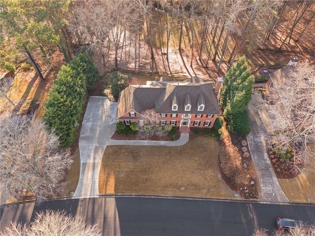 210 Tynebrae Place, Roswell, GA 30075