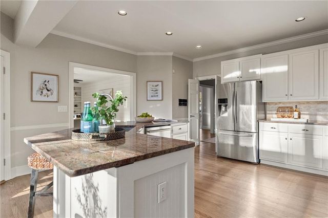 210 Tynebrae Place, Roswell, GA 30075