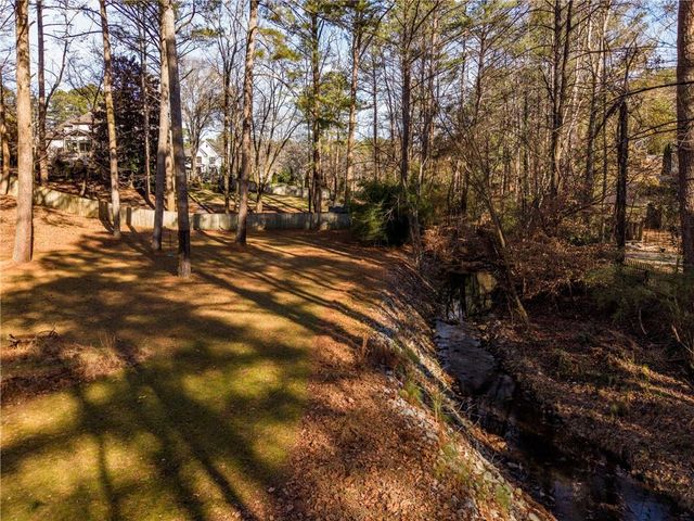 210 Tynebrae Place, Roswell, GA 30075