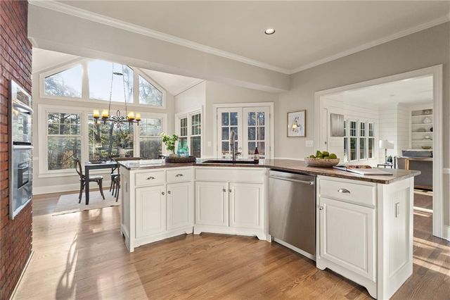 210 Tynebrae Place, Roswell, GA 30075