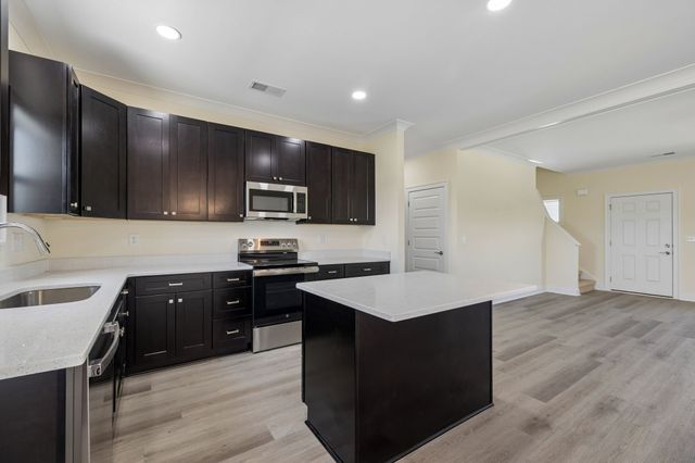 2212 Pickwick Place, Murfreesboro, TN 37127
