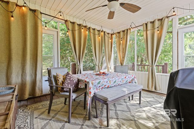 150 Lakeview Loop, Daphne, AL 36526