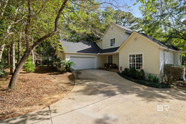 150 Lakeview Loop, Daphne, AL 36526