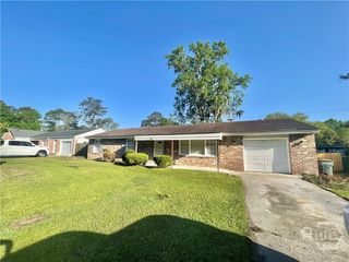 318 willow Road, Savannah, GA 31419