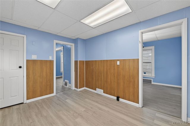 1957 Whitney Avenue, Niagara Falls, NY 14301