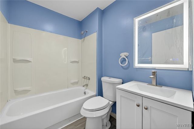 1957 Whitney Avenue, Niagara Falls, NY 14301