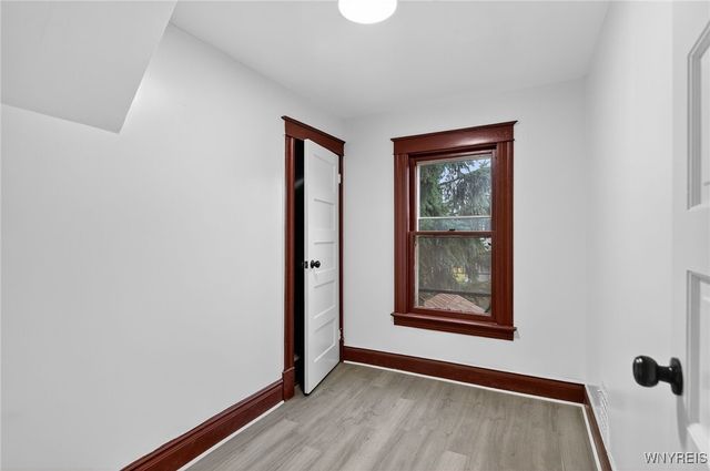 1957 Whitney Avenue, Niagara Falls, NY 14301