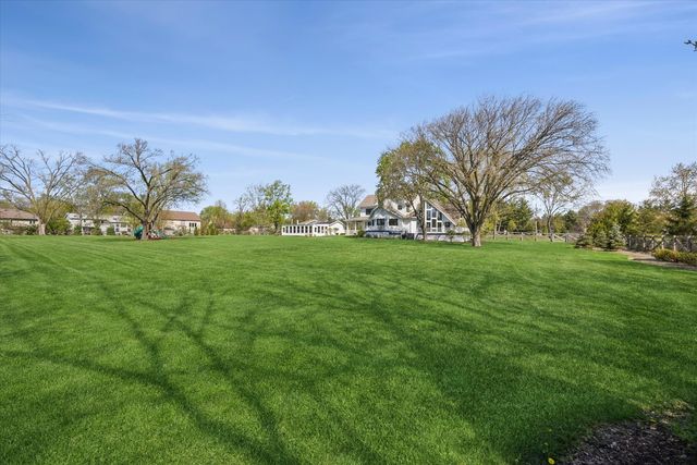 16W185 89th Street, Burr Ridge, IL 60527