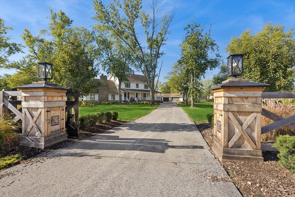 16W185 89th Street, Burr Ridge, IL 60527