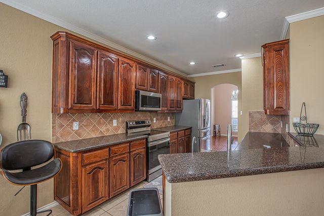 1664 Park Grove Drive, Irving, TX 75060