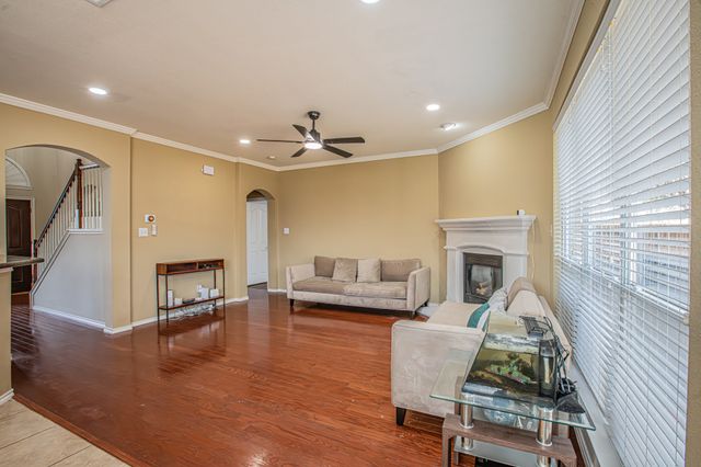 1664 Park Grove Drive, Irving, TX 75060