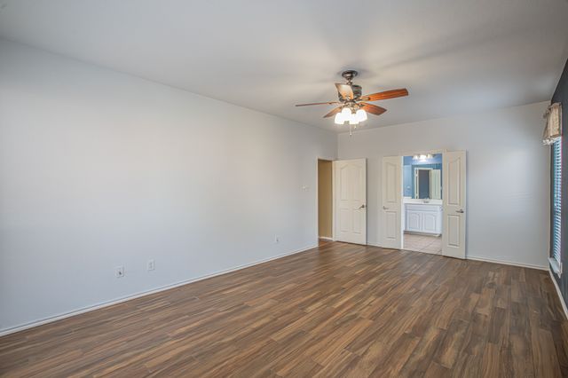 1664 Park Grove Drive, Irving, TX 75060