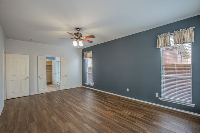 1664 Park Grove Drive, Irving, TX 75060