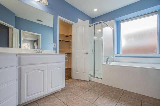 1664 Park Grove Drive, Irving, TX 75060