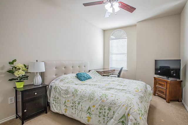 1664 Park Grove Drive, Irving, TX 75060