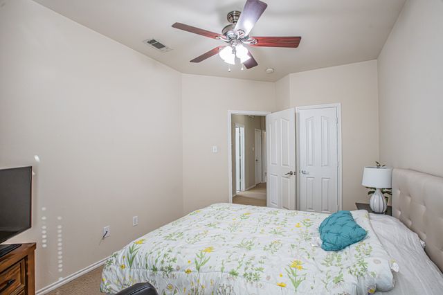 1664 Park Grove Drive, Irving, TX 75060