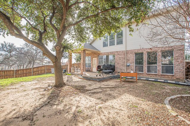 1664 Park Grove Drive, Irving, TX 75060