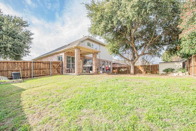 1664 Park Grove Drive, Irving, TX 75060