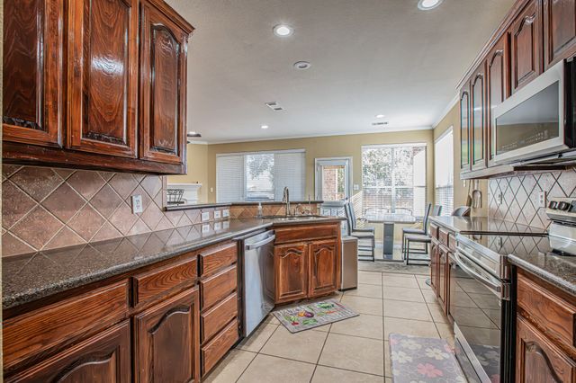 1664 Park Grove Drive, Irving, TX 75060