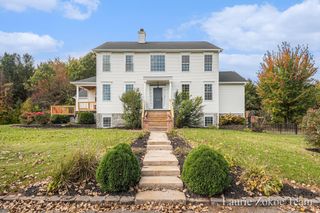 18749 130th Avenue, Fruitport, MI 49415