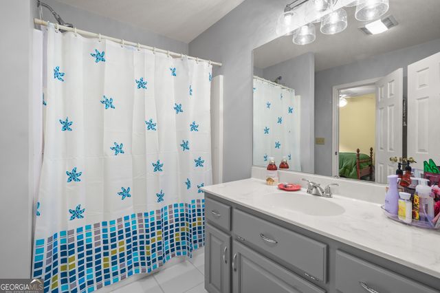 7616 Highland Oaks Dr, Young Harris, GA 30582
