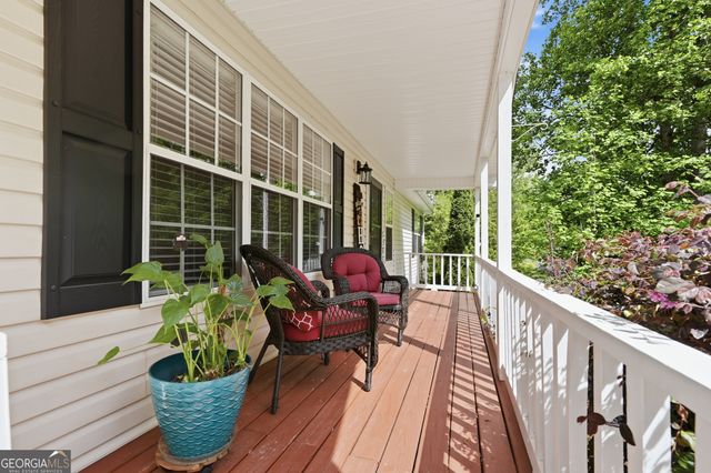 7616 Highland Oaks Dr, Young Harris, GA 30582