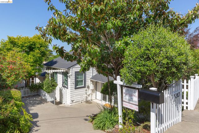 5283 Harbord Dr, Oakland, CA 94618