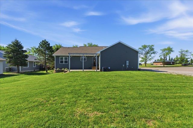 123 Carroll Boulevard, Dunkerton, IA 50626
