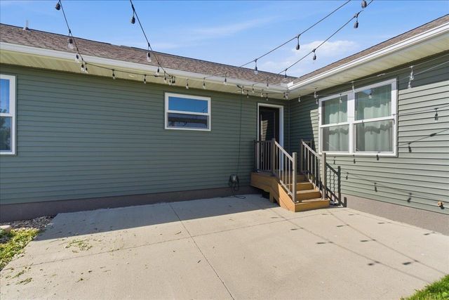 123 Carroll Boulevard, Dunkerton, IA 50626
