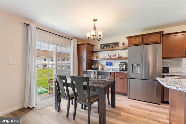 537 BROOKWOOD DR, Palmyra, PA 17078