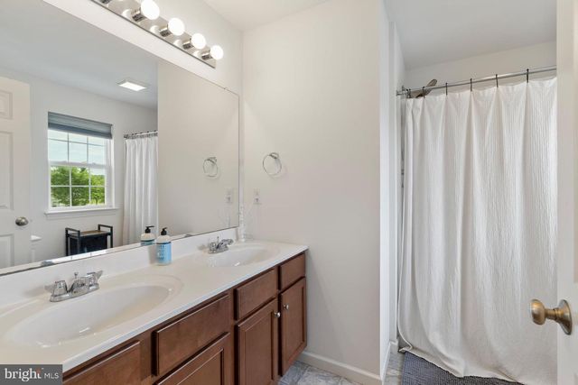 537 BROOKWOOD DR, Palmyra, PA 17078