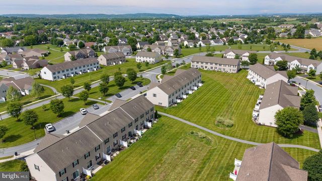 537 BROOKWOOD DR, Palmyra, PA 17078