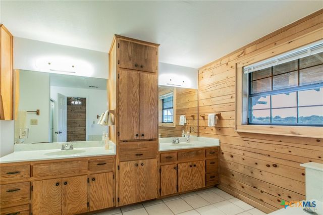 5200 Ledge Road, Temple, TX 76502