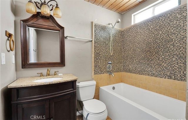 491 Imperial, Sugarloaf, CA 92386