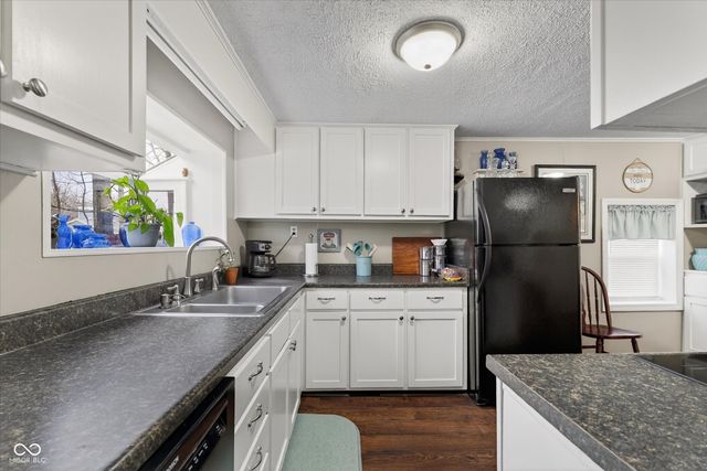 1276 S 16th Street, Noblesville, IN 46060