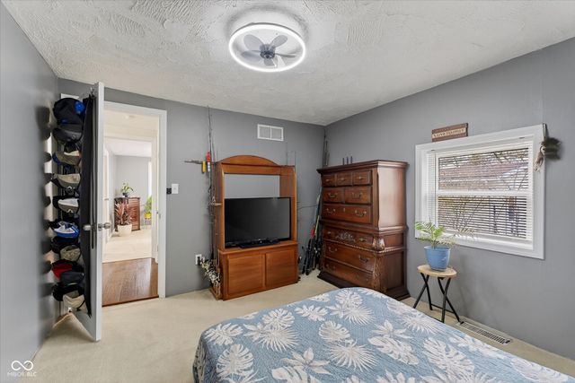 1276 S 16th Street, Noblesville, IN 46060