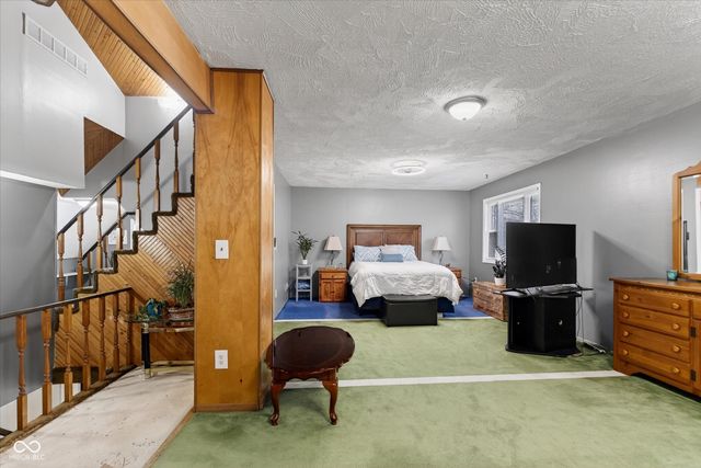 1276 S 16th Street, Noblesville, IN 46060