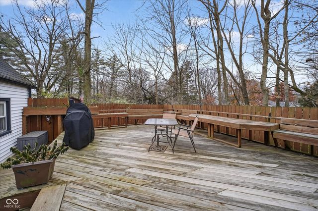 1276 S 16th Street, Noblesville, IN 46060