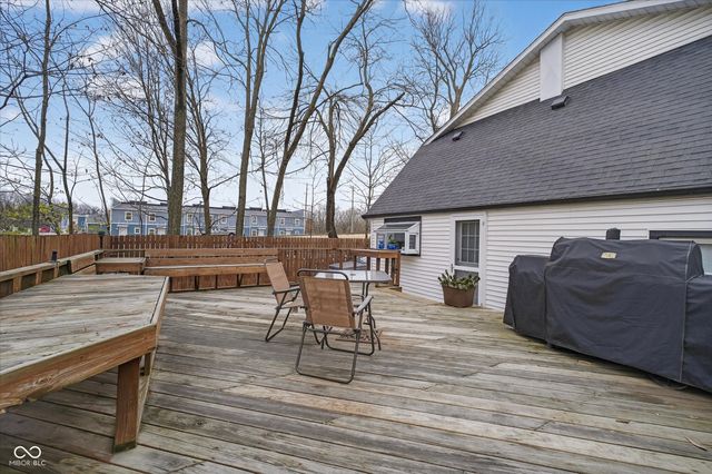 1276 S 16th Street, Noblesville, IN 46060